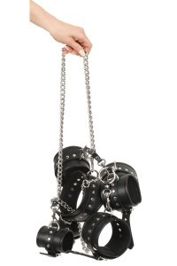 Set bondage in pelle con catene